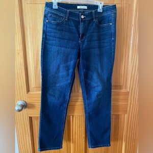 Women’s Straight Leg Jeans